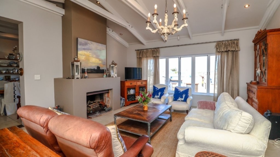 4 Bedroom Property for Sale in Stilbaai Wes Western Cape